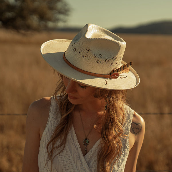 Andromeda Vented Straw Fedora | Stetson